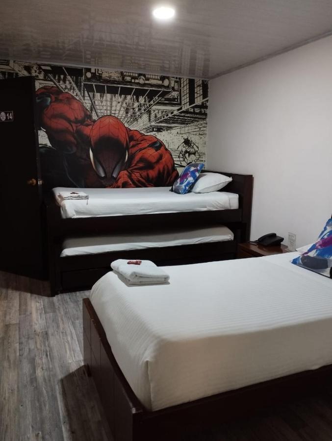 Hotel Comic City Bogotá Kültér fotó