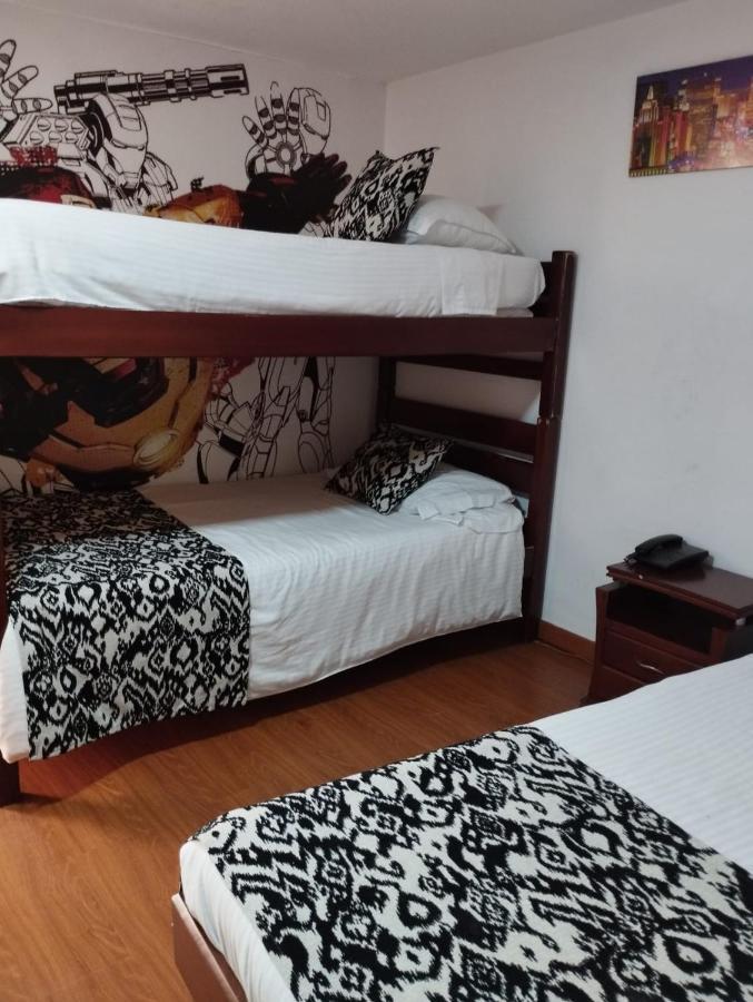 Hotel Comic City Bogotá Kültér fotó