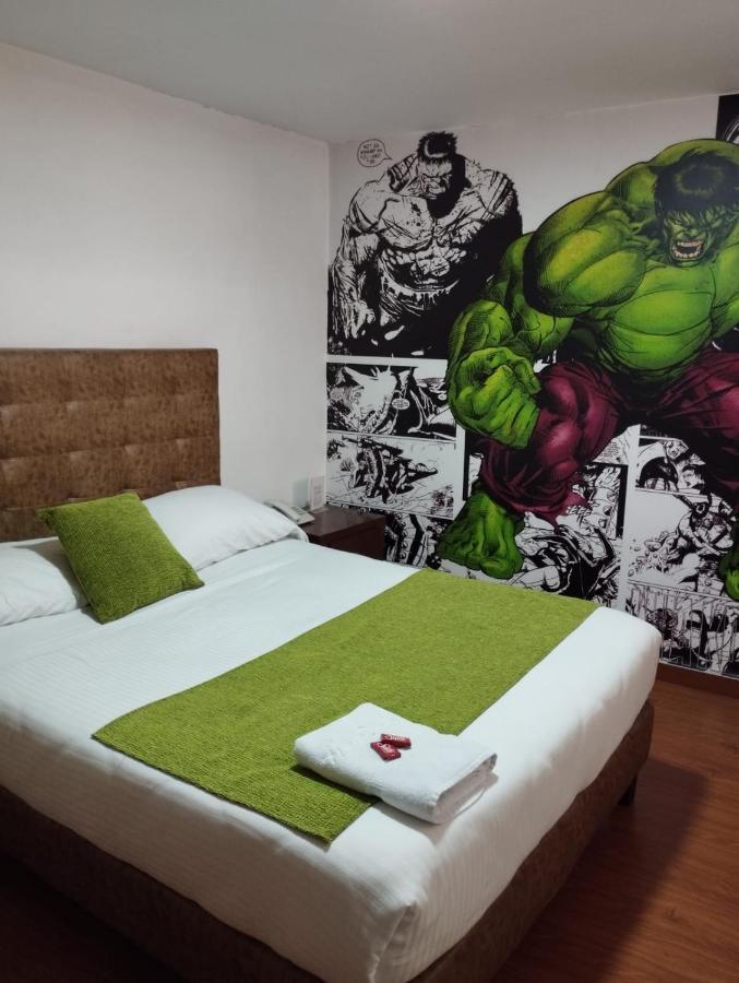 Hotel Comic City Bogotá Kültér fotó