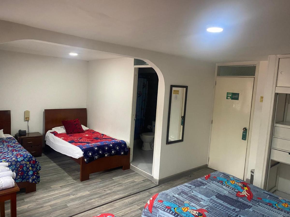 Hotel Comic City Bogotá Kültér fotó